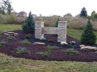 127 Fair Acres Dr, Upper St Clair, PA 15241