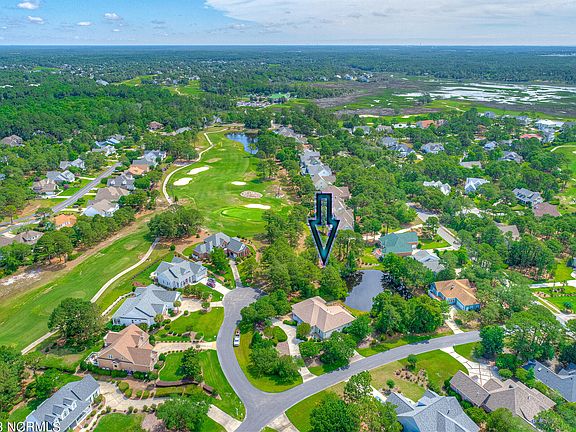 2nd image of 2811 Barberry Court SE