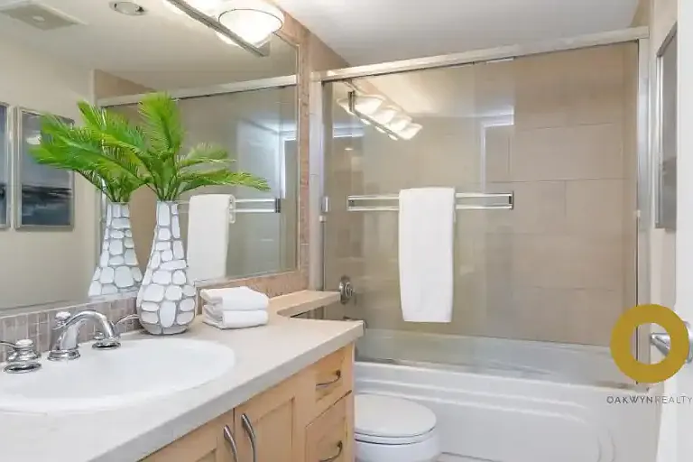 8915 Hudson St #205 — Photo 6