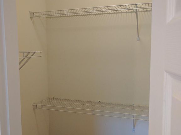 3rd image of 19609 Galway Bay Cir APT 401