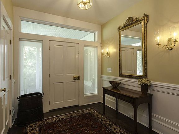 3rd image of 34 Twin Lakes Dr