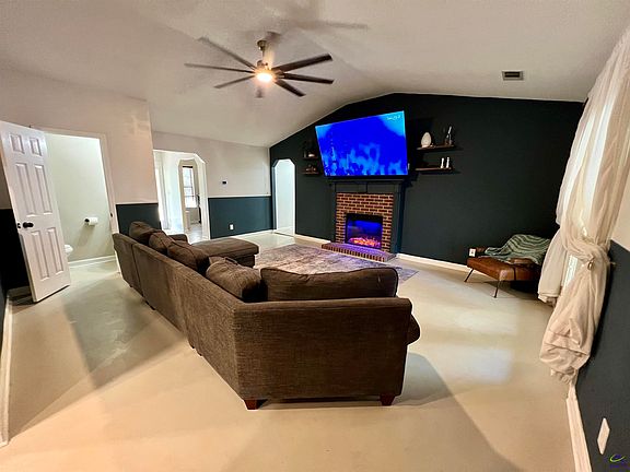 4th image of 4691 Donnan Rd