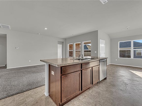 4th image of 3708 S 1st Pl