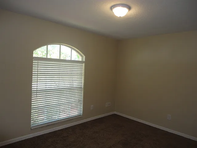 24540 Laurel Ridge Dr — Photo 15