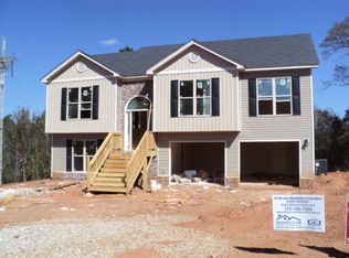 1970 Paynes Point, Winder, GA 30680