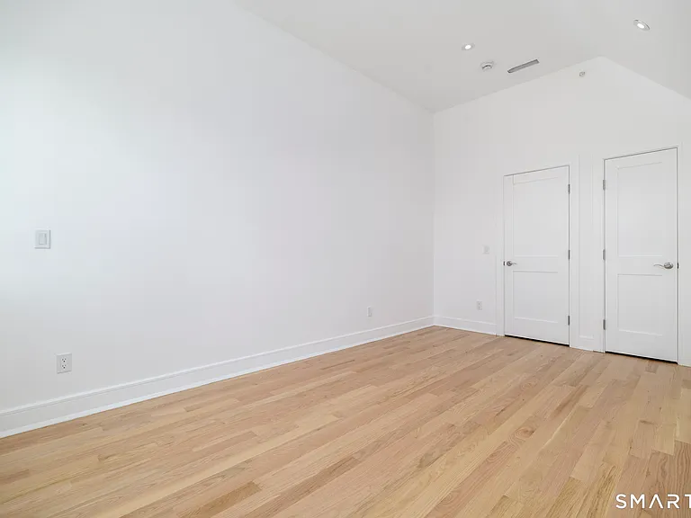 1911 Summer St #1 — Photo 21