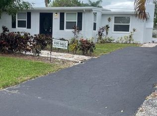 431 Ficus Tree Dr, Lake Worth, FL 33462