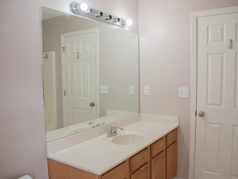 10705 Elkington Ln — Photo 12