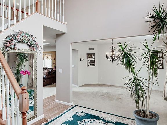 2nd image of 1743 Hunters Wood Ct