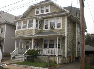 87 Seaview Ter, Bridgeport, CT 06605