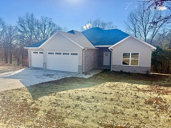 2nd image of 648 Panorama Drive