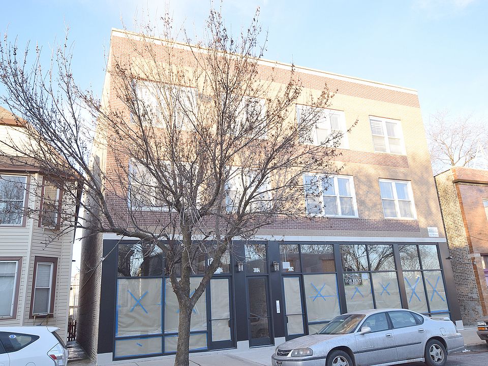 1st image of 3804 W Montrose Ave #204