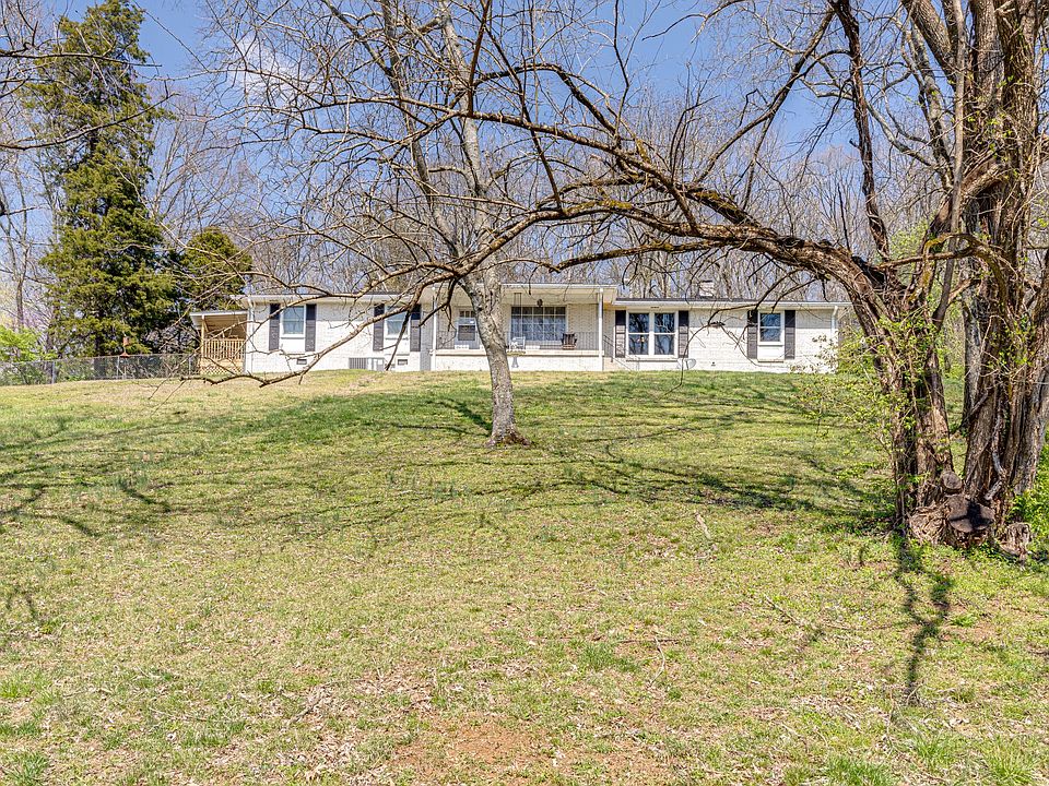 1060 Due West Ave N, Madison, TN 37115 | MLS #2504617 | Zillow