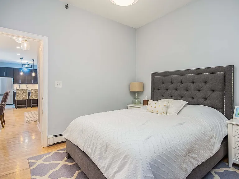 711 Willow Ave #1H — Photo 11