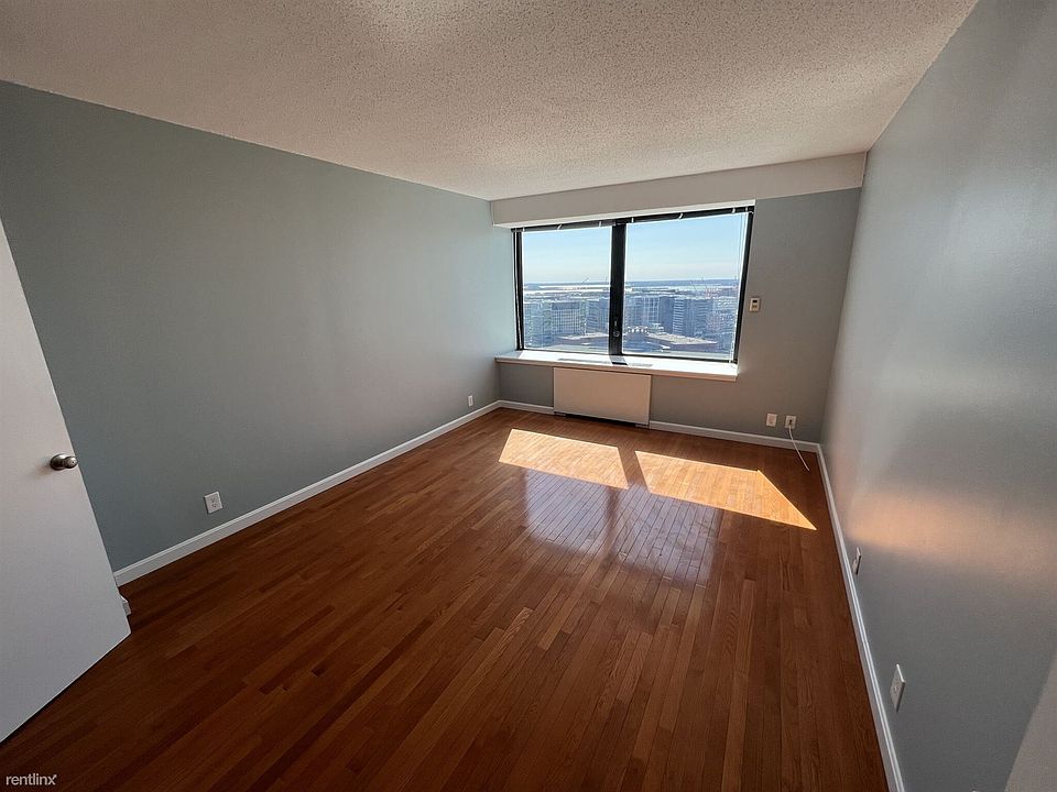 85 East India Row #37E Boston Shared Unit Photo 18