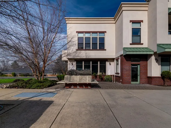 479 Russell St APT 202, Ashland, OR 97520