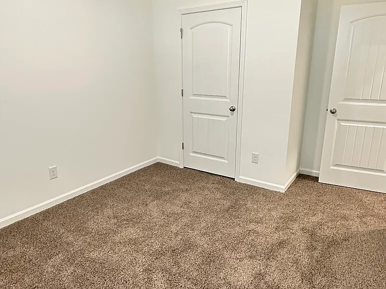 8033 Derick Ave — Photo 17