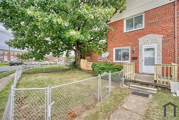 1st image of 2236 Searles Rd