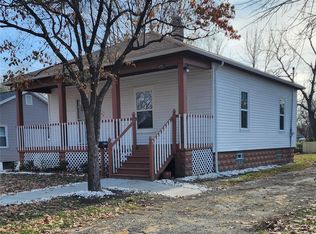 2810 E 25th St, Granite City, IL 62040