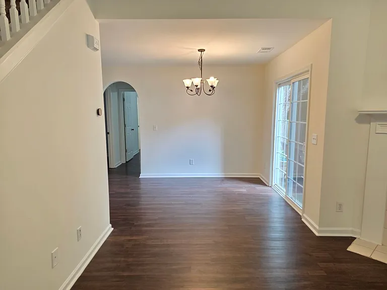 172 Stoneforest Dr — Photo 5