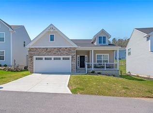 1236 Selena Grv, Uniontown, OH 44685