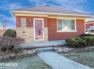 28132 Joan St, Saint Clair Shores, MI 48081
