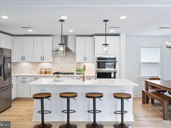 78 Old Mill Bottom Rd N #106, Annapolis, MD 21409