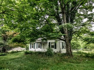 8877 Schlottman Rd, Hamilton Twp, OH 45039