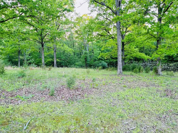142 E, Doniphan, MO 63935