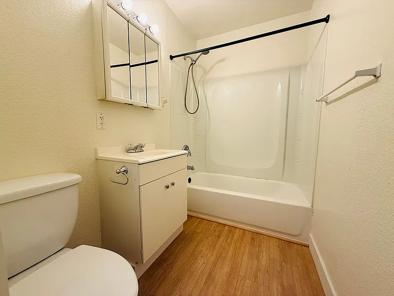 3624 Terry Ln #7 — Photo 9