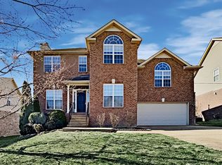 5561 Oak Chase Dr, Antioch, TN 37013
