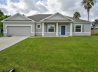 383 SE Cork Rd, Port Saint Lucie, FL 34984