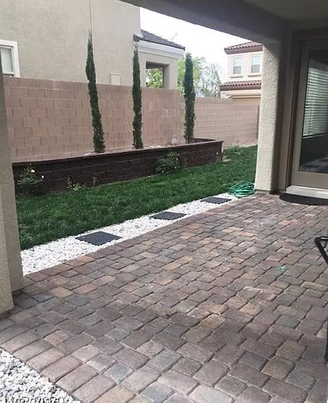5947 Castell Canyon St — Photo 3