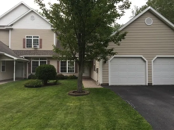 12 Canterbury Ln, Canton, NY 13617