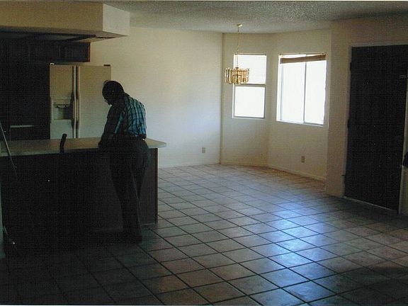 4th image of 945 Falconhead Ln Unit 202