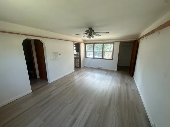 322 Curtis St, Brush, CO 80723
