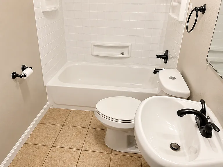 9802 Dennis Dr — Photo 6
