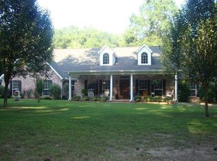 429 Palmer Ivy Rd, Huntington, TX 75949