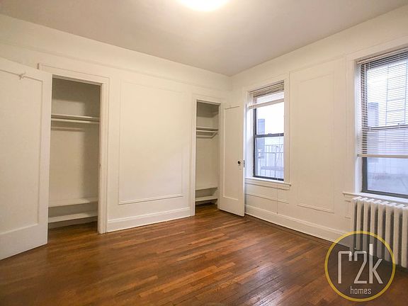 3rd image of 4525 42nd St APT 4D