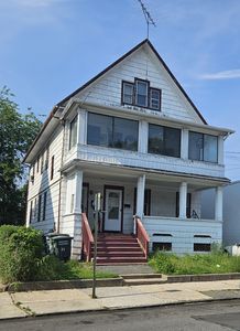 39 Roosevelt Street, Bridgeport, CT, 06608