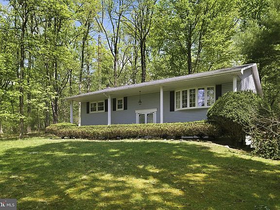 2nd image of 175 Carr Hill Rd