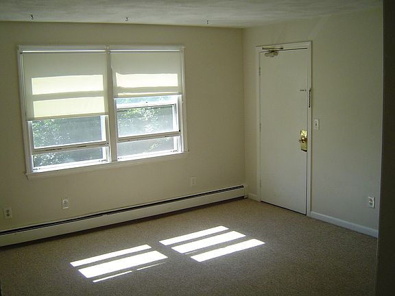 3rd image of 23 Ernest St