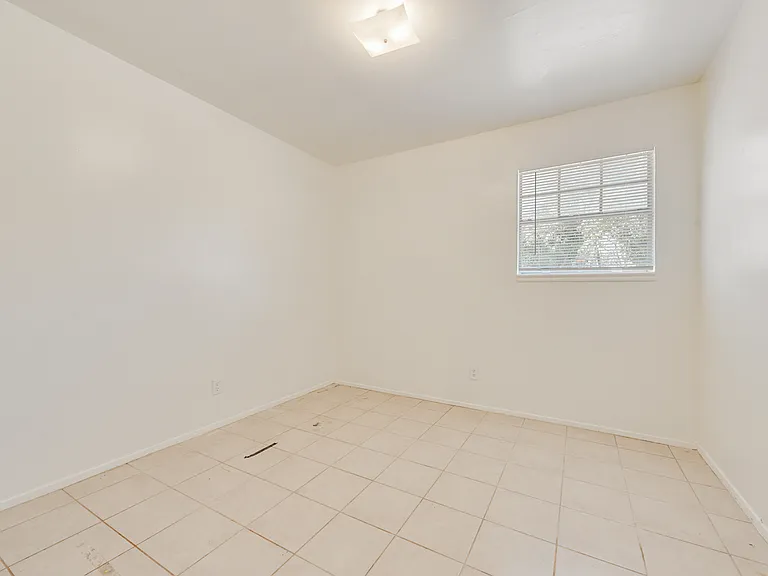506 N Elm St #A — Photo 15