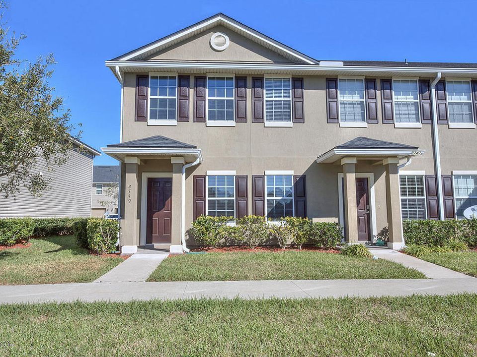 1st image of 2749 Hollybrook Ln