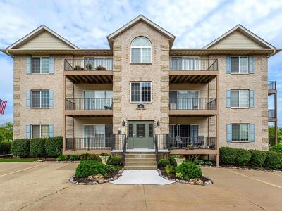2960 Holiday Ct #11, Bettendorf, IA, 52722