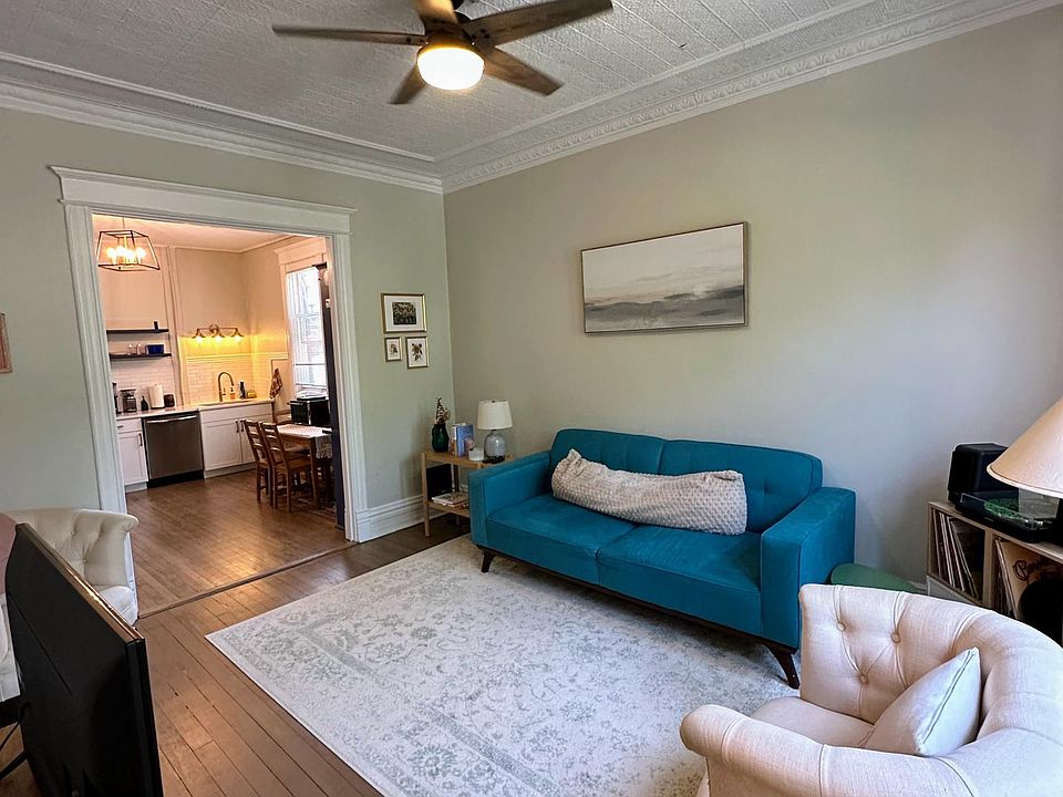 1st image of 1943 W Berteau Ave #2