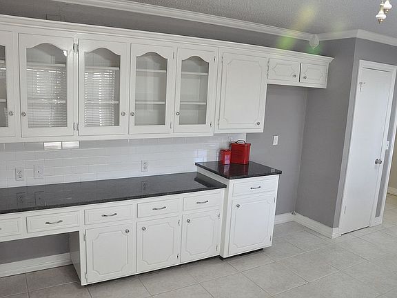 5th image of 3120 N Briarwood Ave
