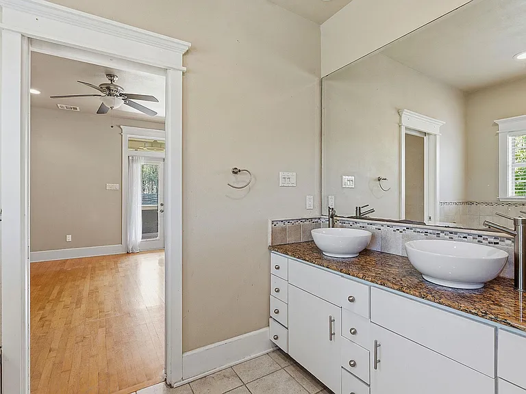 1305 Cometa St — Photo 13