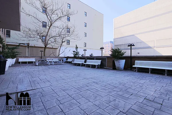 Sold by NMRE | media 17