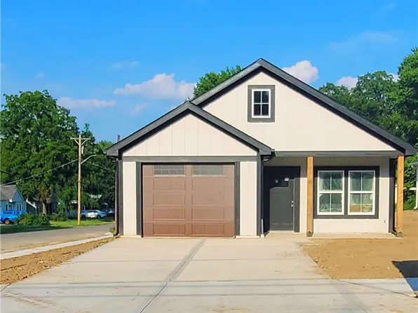 1101 S Pearl Ave, Independence, MO 64050